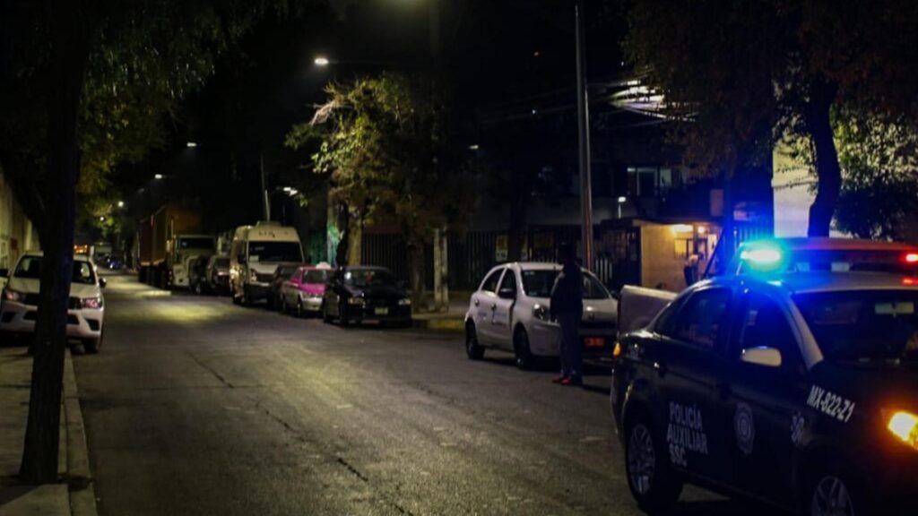 La calle de noche puede ser un lugar inseguro